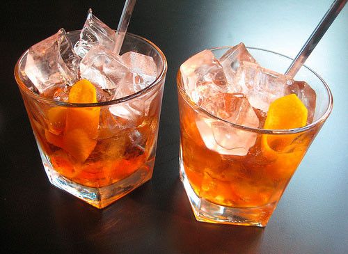 Popular Whiskey Drinks
 What Are the Best Drinks to Mix with Bourbon