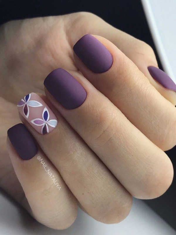 Pretty Nail Colors
 10 Pretty Nail Polish Colors to try in 2018