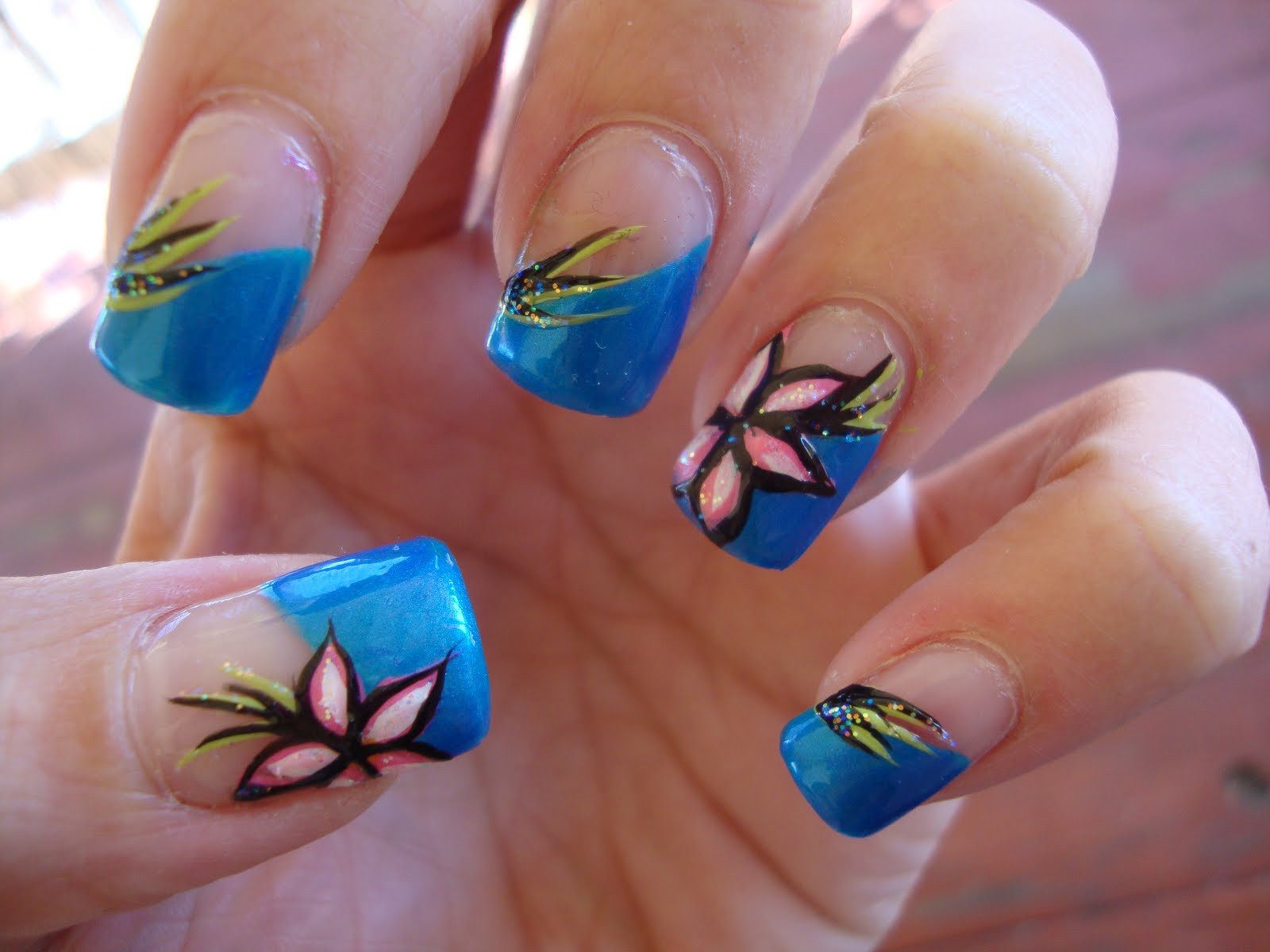 Pretty Nails 2
 obsessed Pretty Pretty Flower Nails