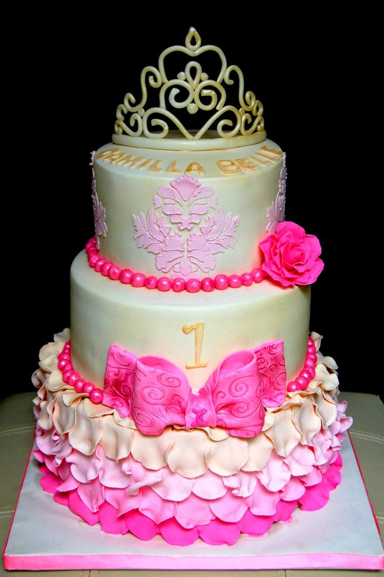 Princess 1st Birthday Cake
 Amazing 1st birthday princess cake