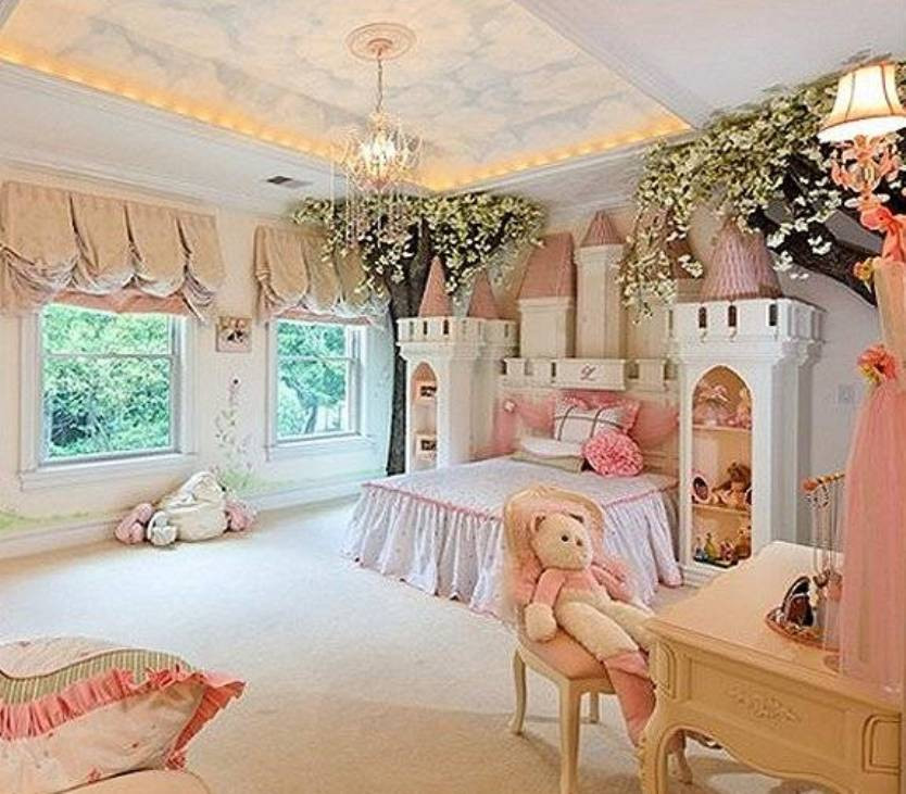 Princess Bedroom Decor
 32 Dreamy Bedroom Designs For Your Little Princess