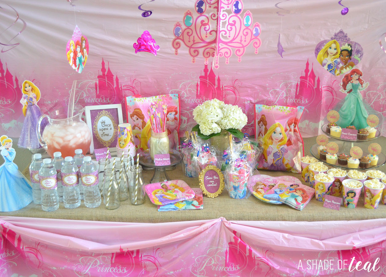 Princess Birthday Decorations
 A Disney Princess Party on a Bud plus free Printables