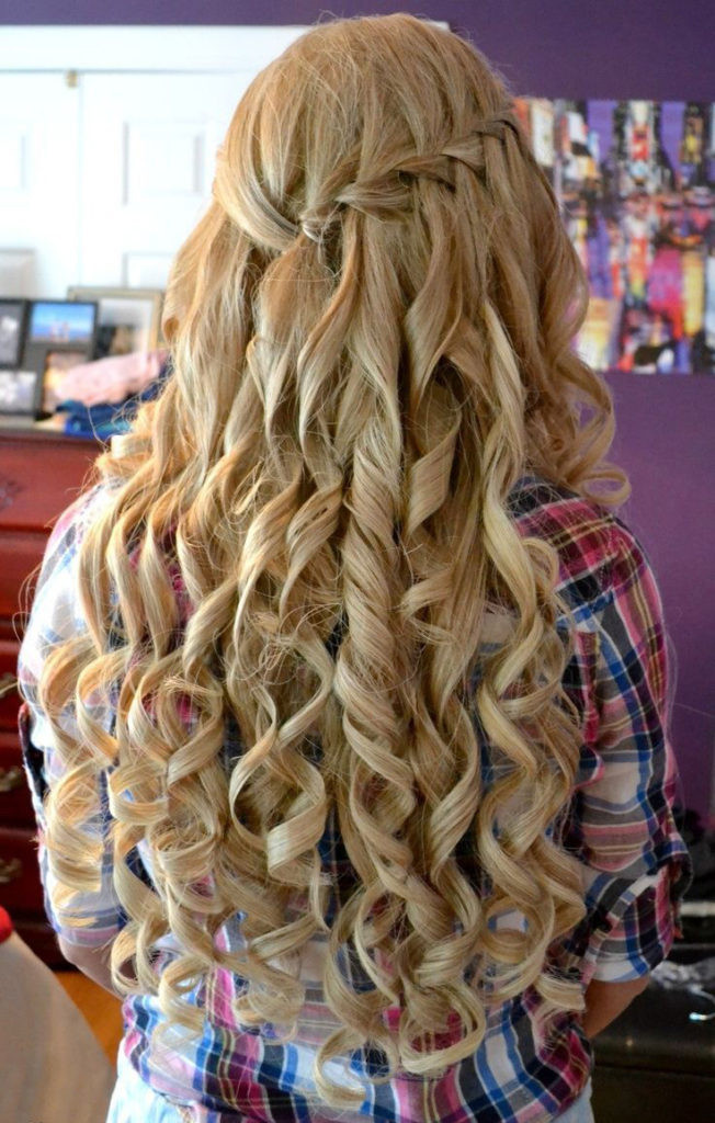 Prom Hairstyle For Curly Hair
 25 Amazing Prom Hairstyles Ideas 2017 SheIdeas