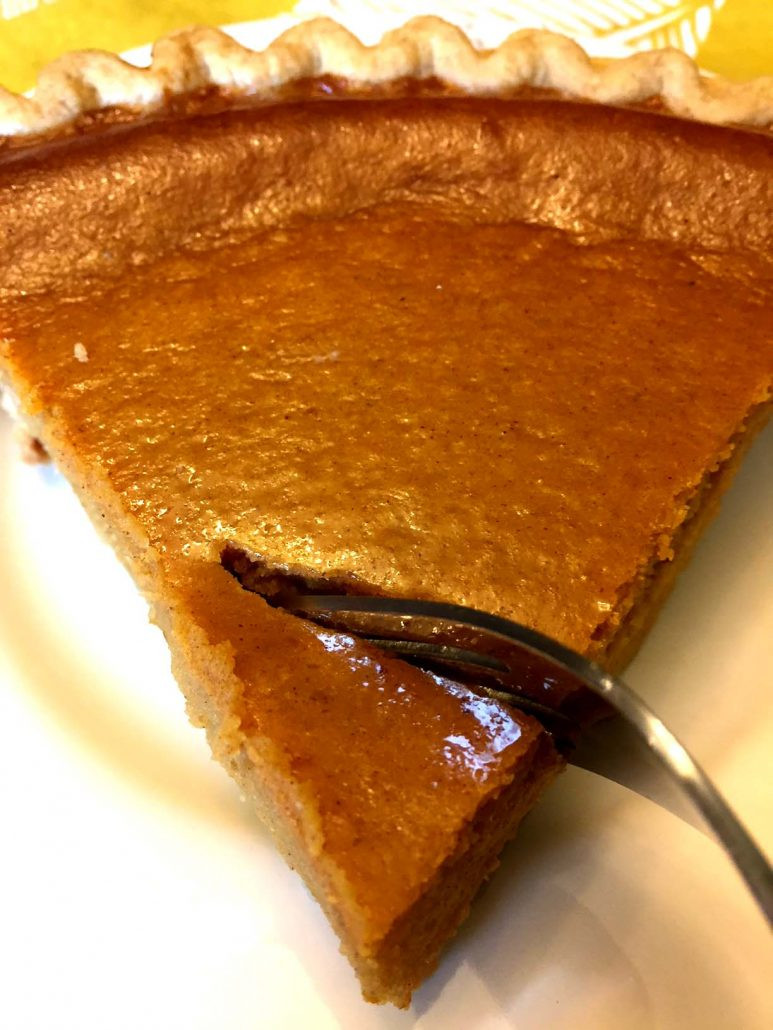 Pumpkin Pie Recipe With Sweetened Condensed Milk
 Easy Pumpkin Pie Recipe With Sweetened Condensed Milk