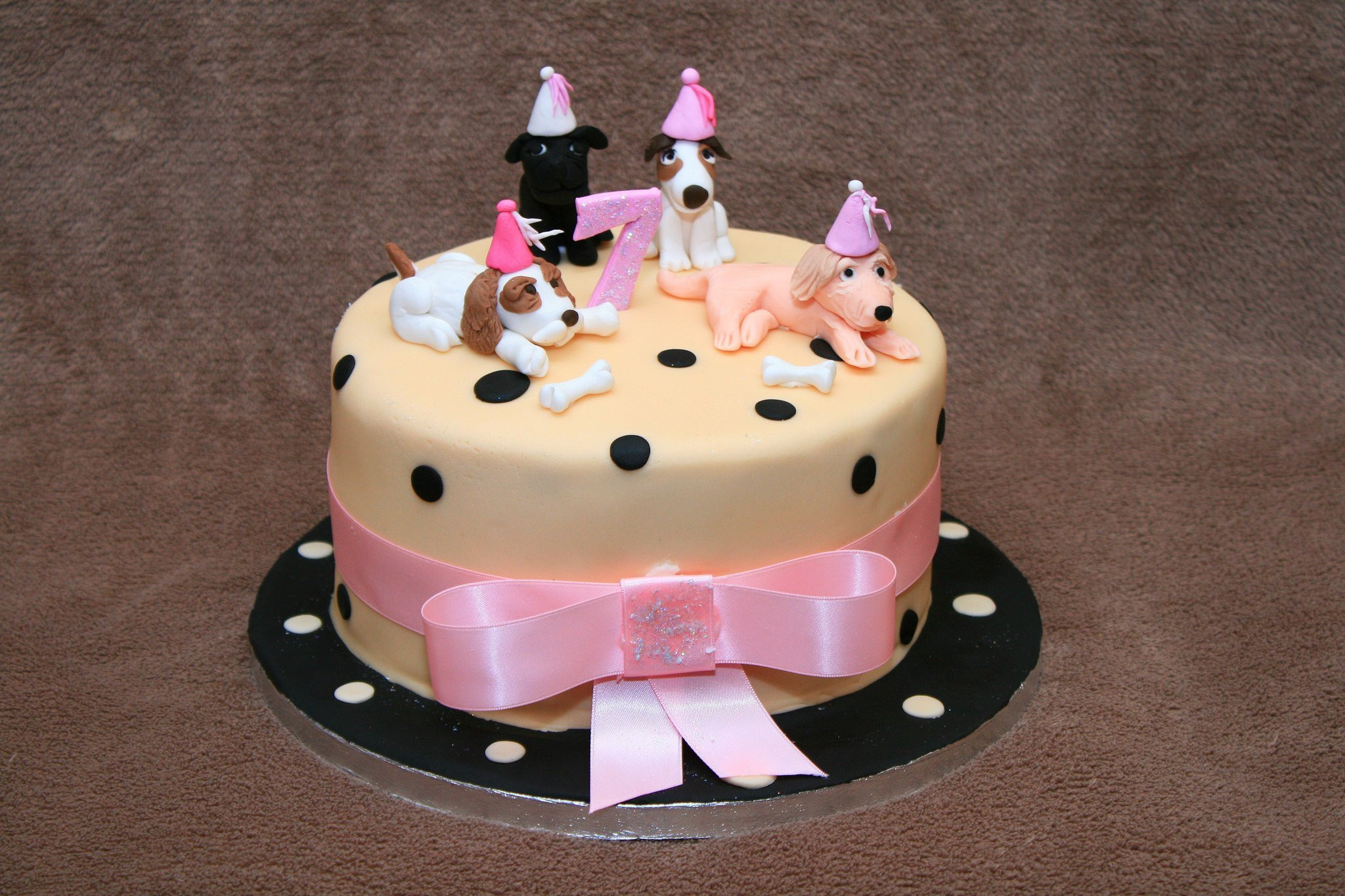 Puppy Birthday Cakes
 12 Cute Dog Cakes and Dog Shaped Birthday Cake