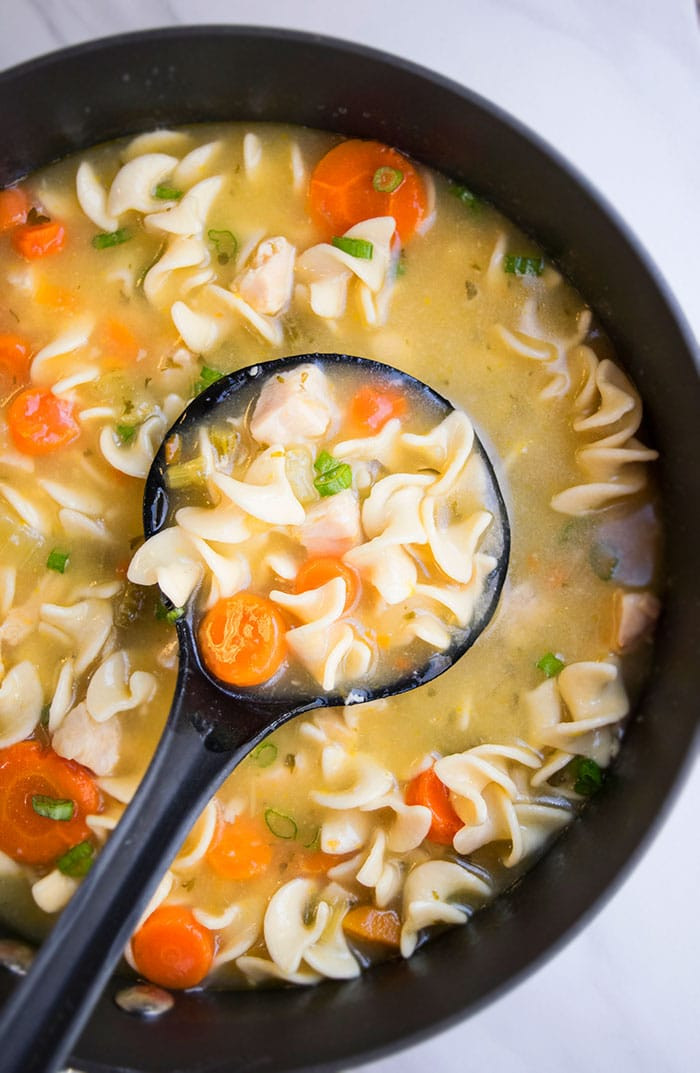 Quick And Easy Chicken Soup
 Easy Homemade Chicken Noodle Soup e Pot
