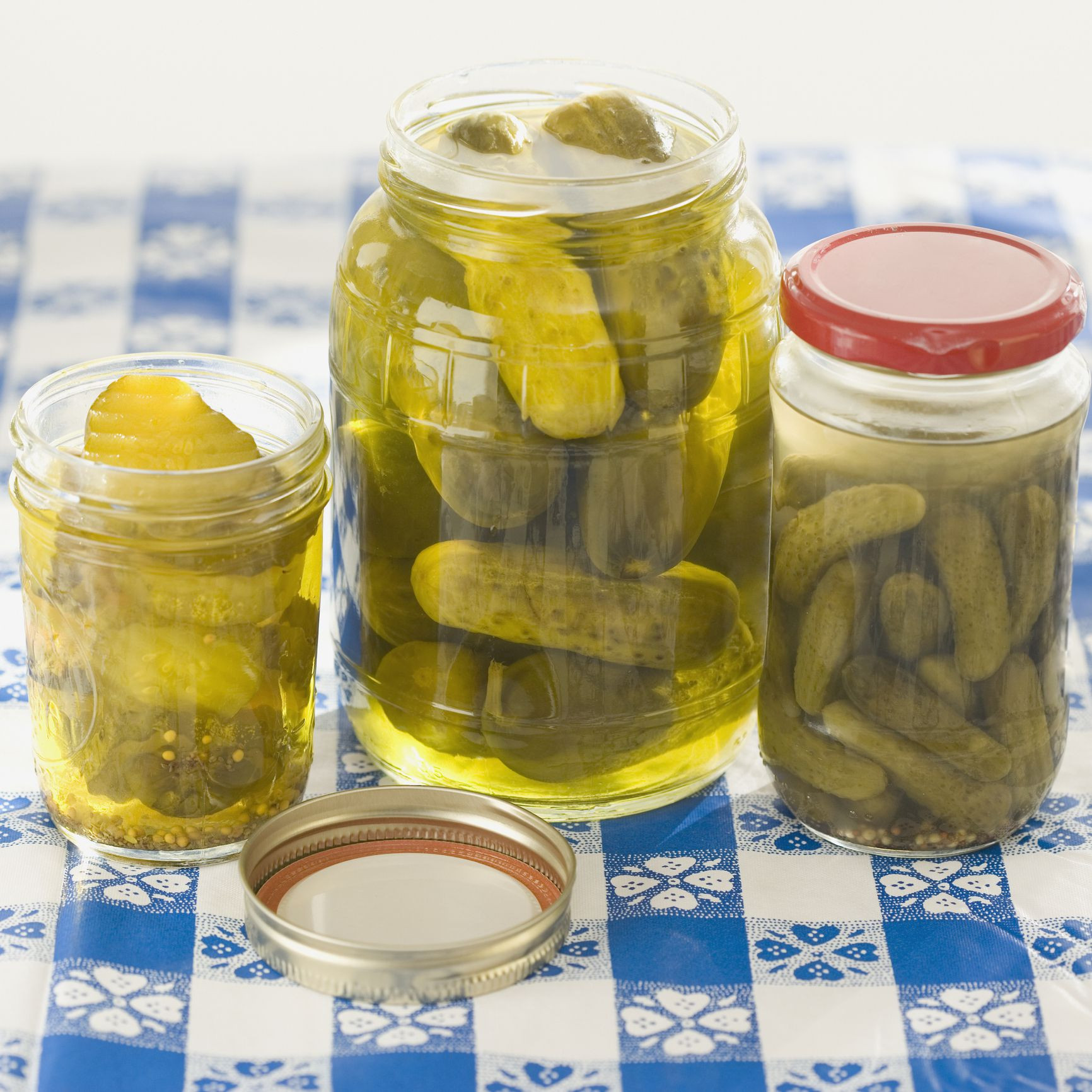Quick Refrigerator Dill Pickles
 Quick and Easy Refrigerator Dill Pickles Recipe