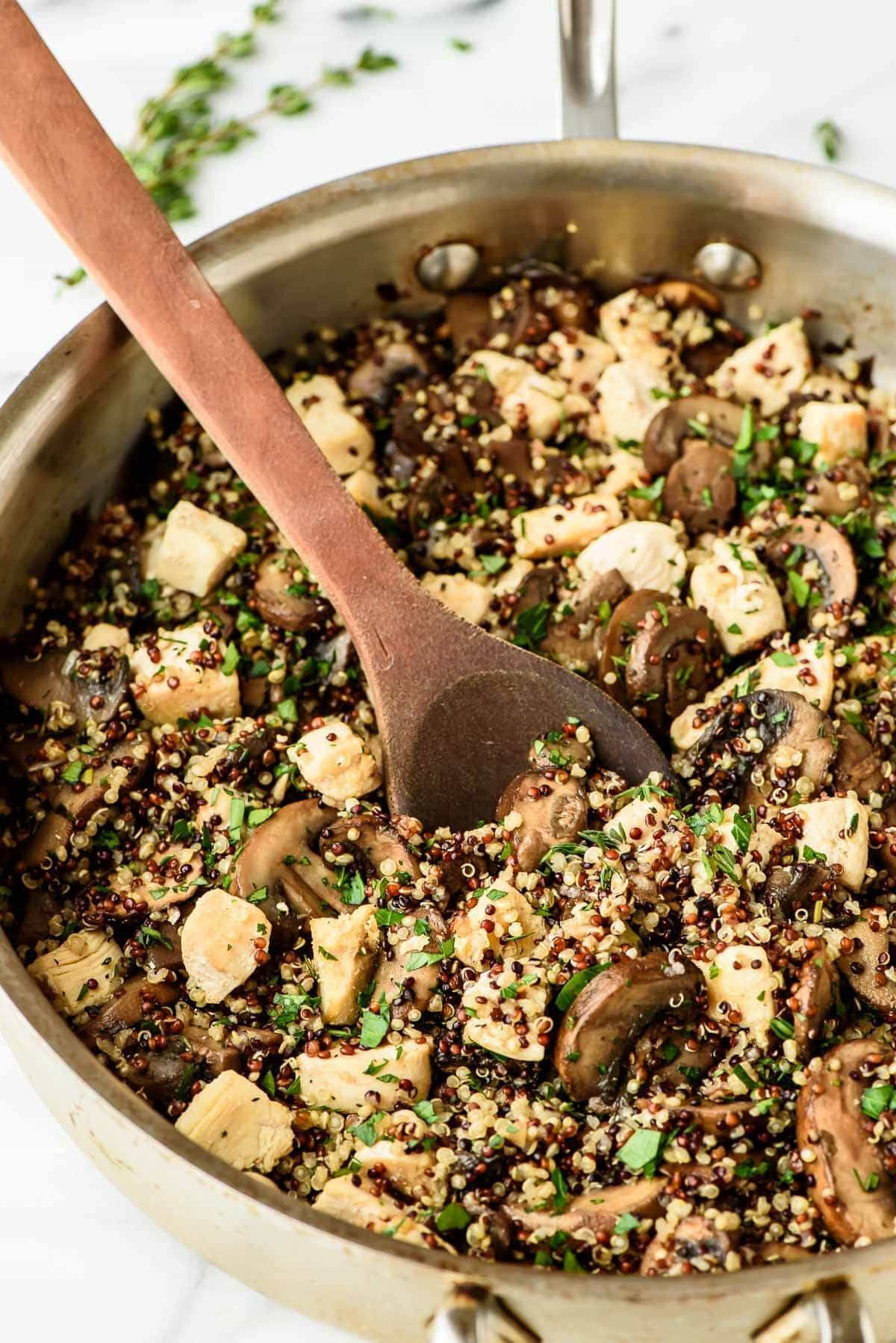 Quinoa Mushrooms Recipes
 Skillet Mushroom Chicken and Quinoa 30 Minutes