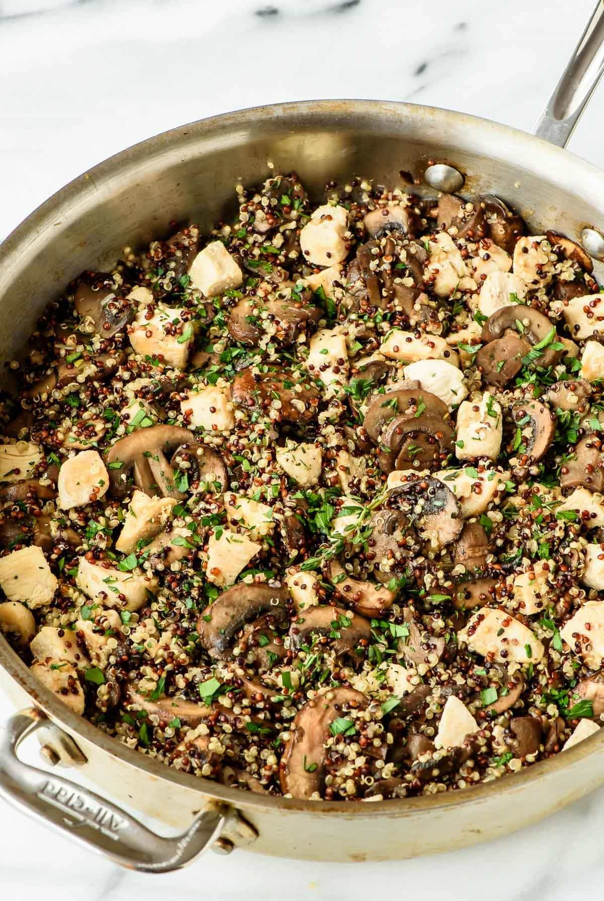 Quinoa Mushrooms Recipes
 Skillet Mushroom Chicken and Quinoa 30 Minutes