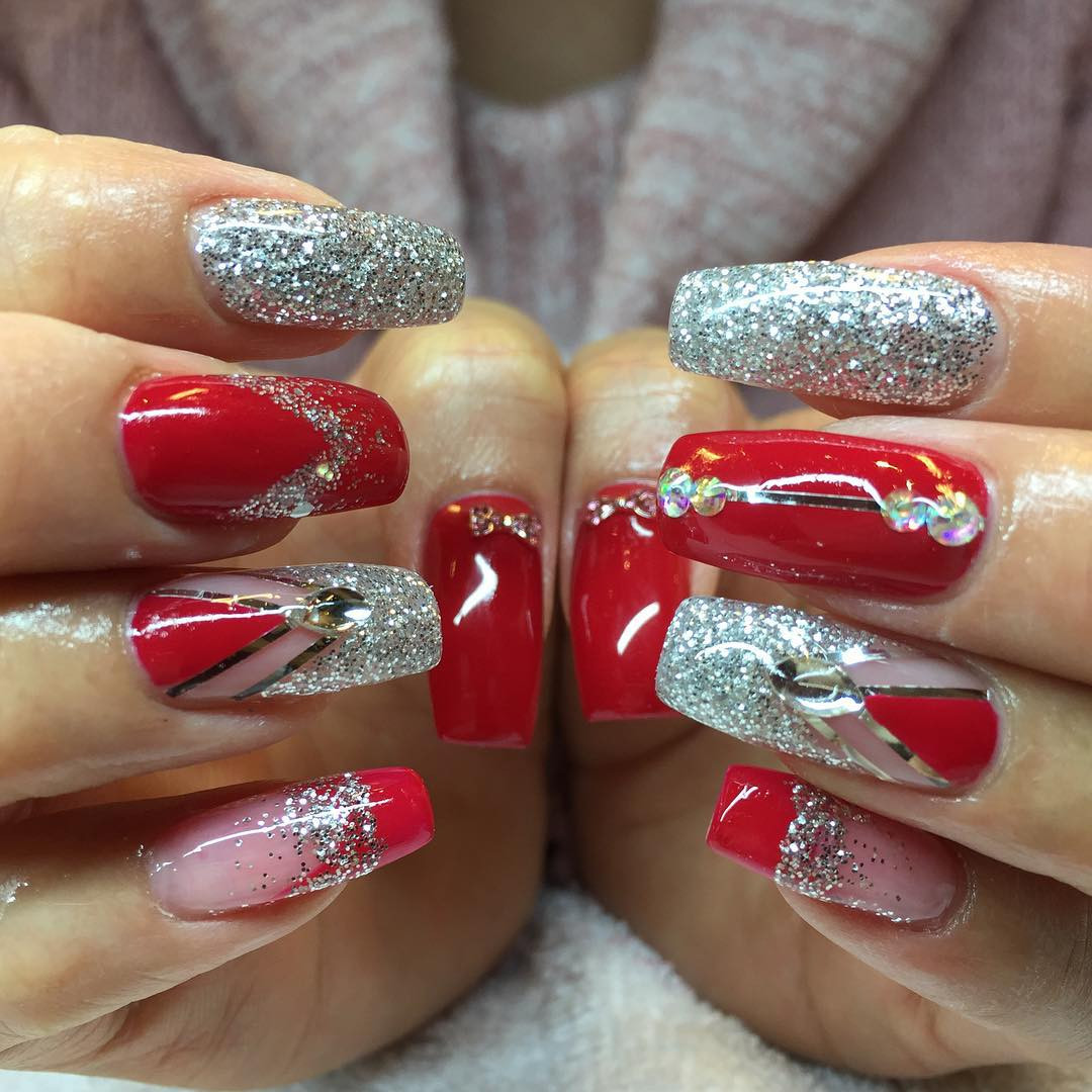 Red And Gold Glitter Nails
 26 Red and Silver Glitter Nail Art Designs Ideas