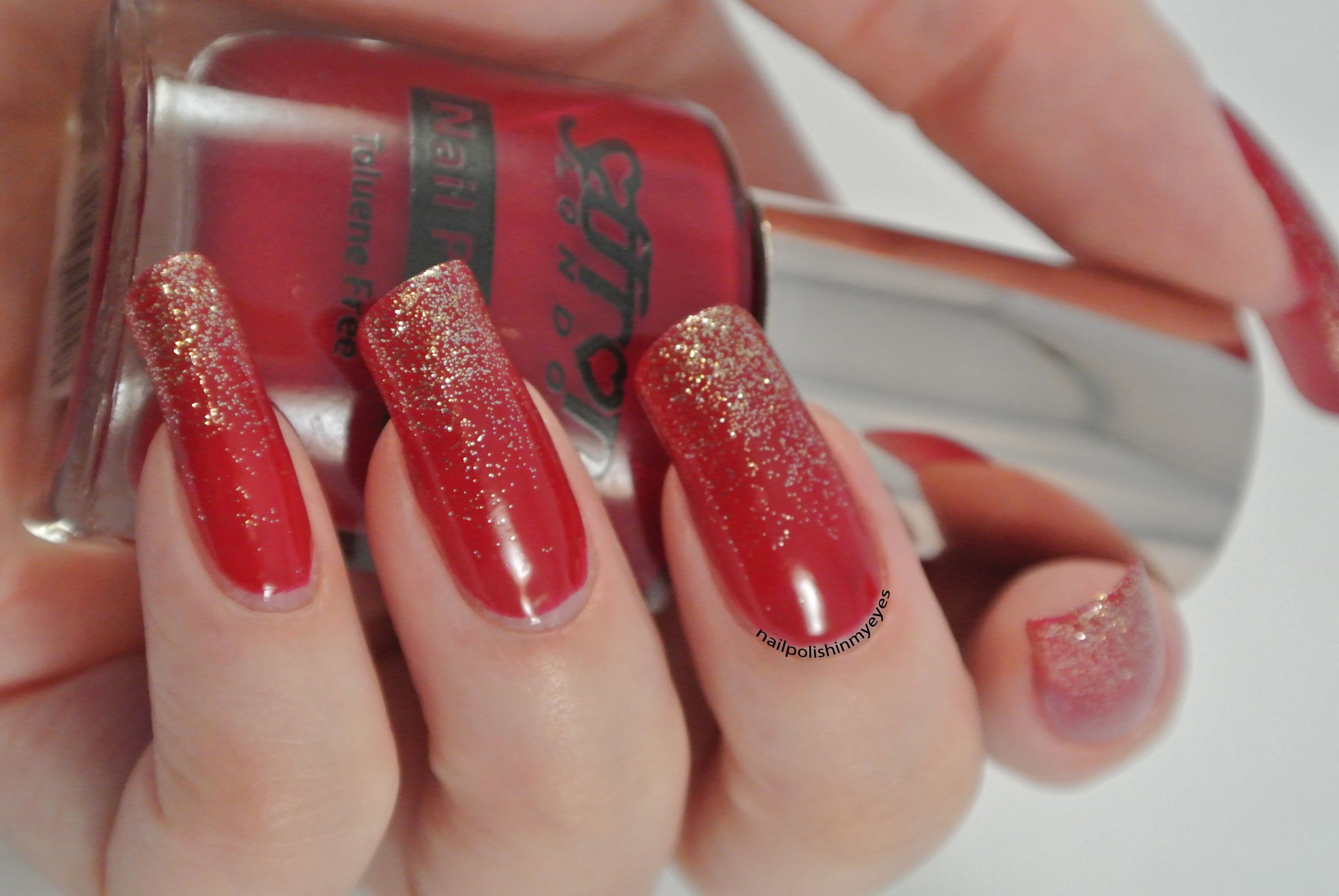 Red And Gold Glitter Nails
 Red & Gold Glitter