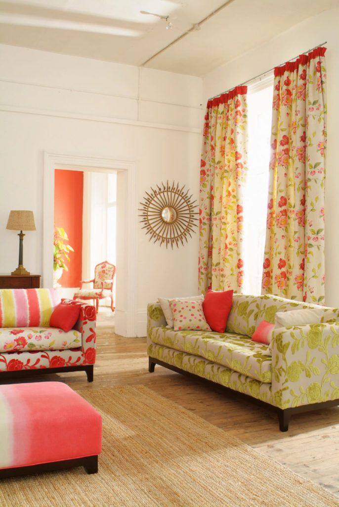 Red Curtains Living Room
 53 Living Rooms with Curtains and Drapes Eclectic Variety