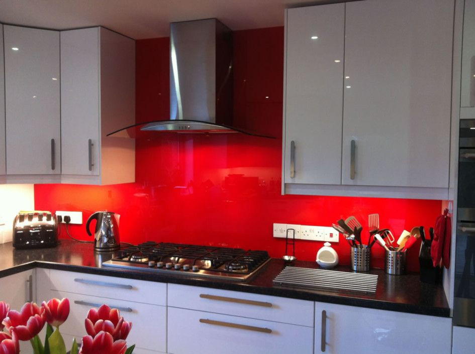 Red Kitchen Backsplash Ideas
 Kitchen Red Glass Backsplash Color Stove Exhaust