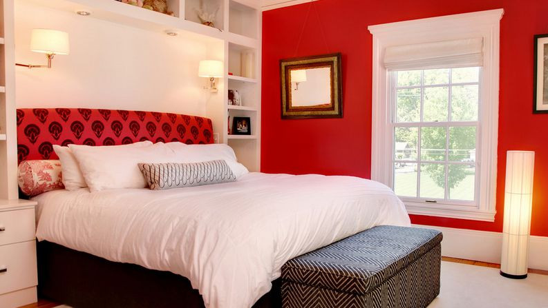 Red Walls Bedroom
 How To Decorate A Bedroom With Red Walls