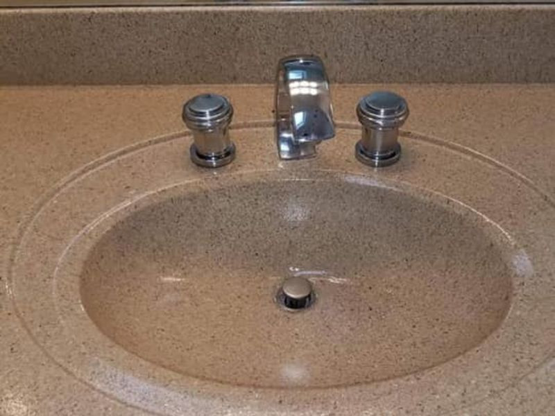 Refinishing Bathroom Sinks
 Sink Refinishing in St Charles IL