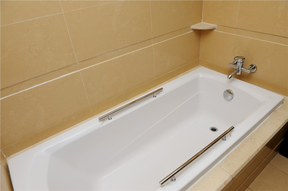 Replacement Bathroom Tile
 Bathtub Replacement