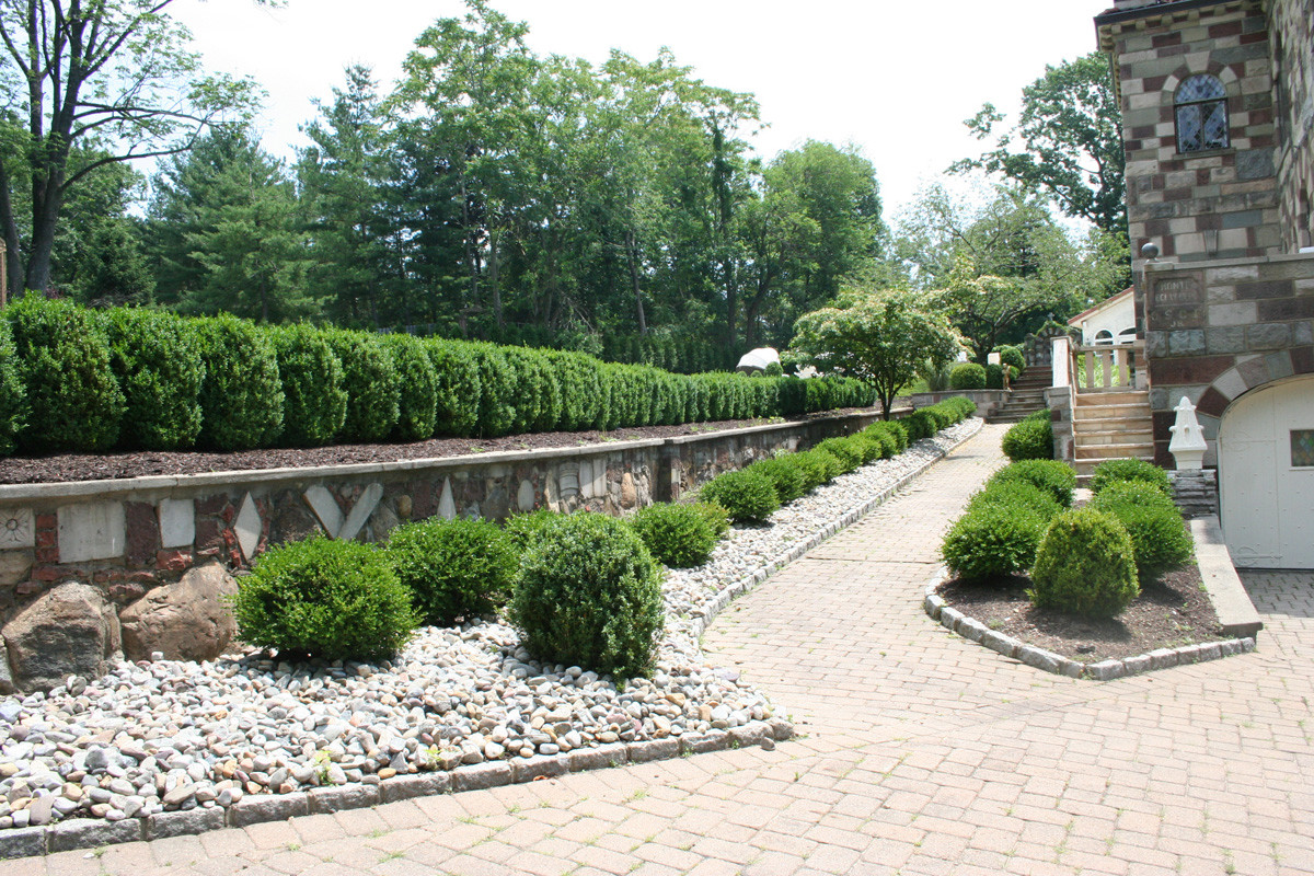 Residential Landscape Design
 Sponzilli Landscape Group