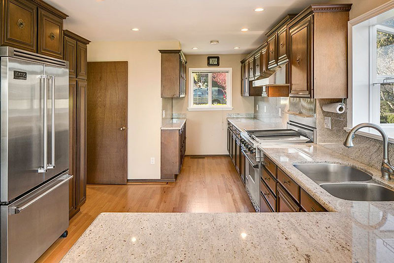 River White Granite Kitchen
 River White Granite Countertops Cost Pros & Cons