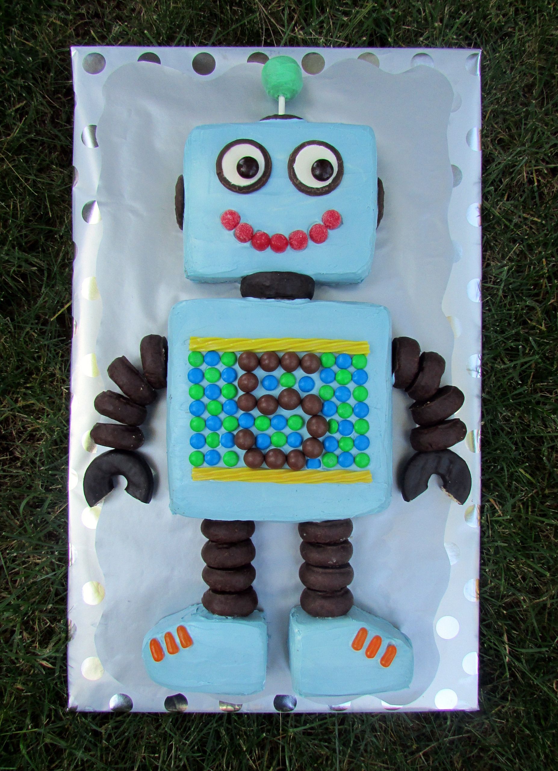 Robot Birthday Cake
 Robot Cake – My Cookie Clutter