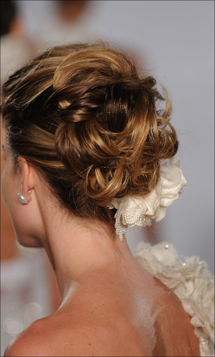 Romantic Hairstyles For Wedding
 23 Evergreen Romantic Bridal Hairstyles