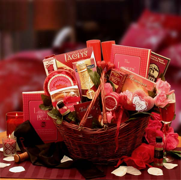 Romantic Valentine Gift Ideas
 How to Plan A Romantic Valentine s Day Date for Your Loved e