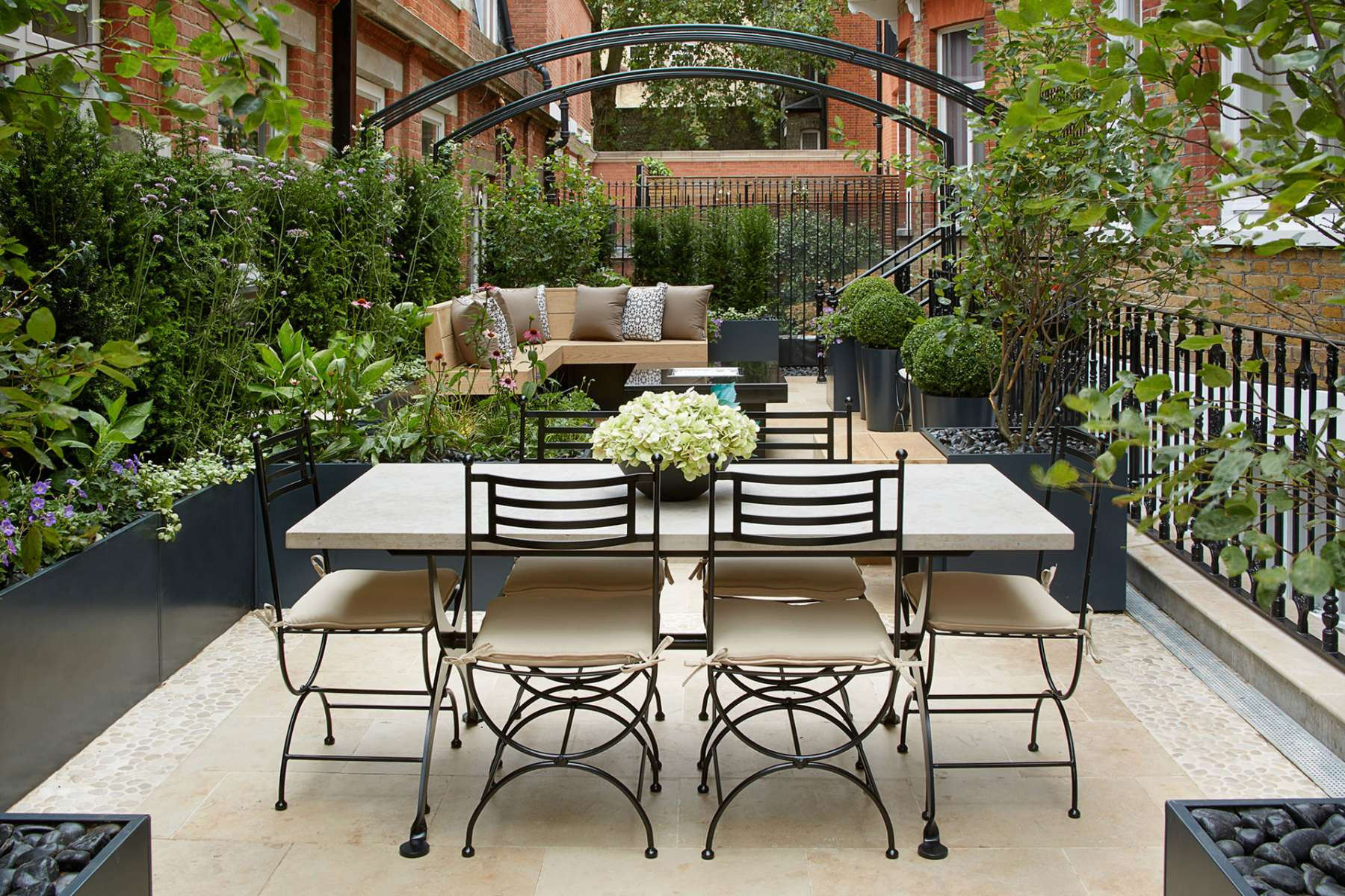 Rooftop Terrace Landscape
 KNIGHTSBRIDGE LONDON ROOF TERRACE