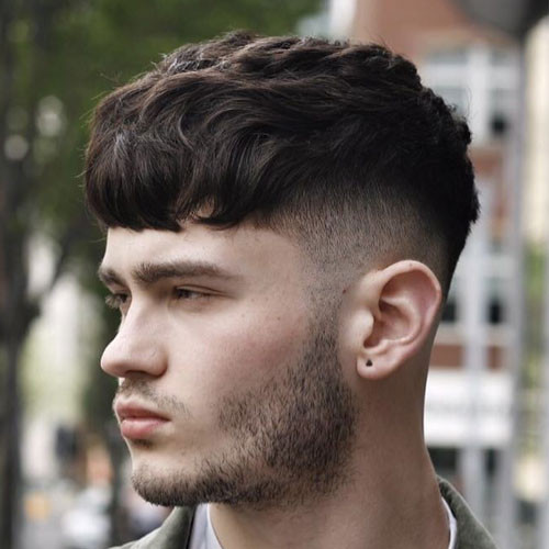 Round Face Shape Hairstyles Male
 Best Men s Haircuts For Your Face Shape 2020 Illustrated