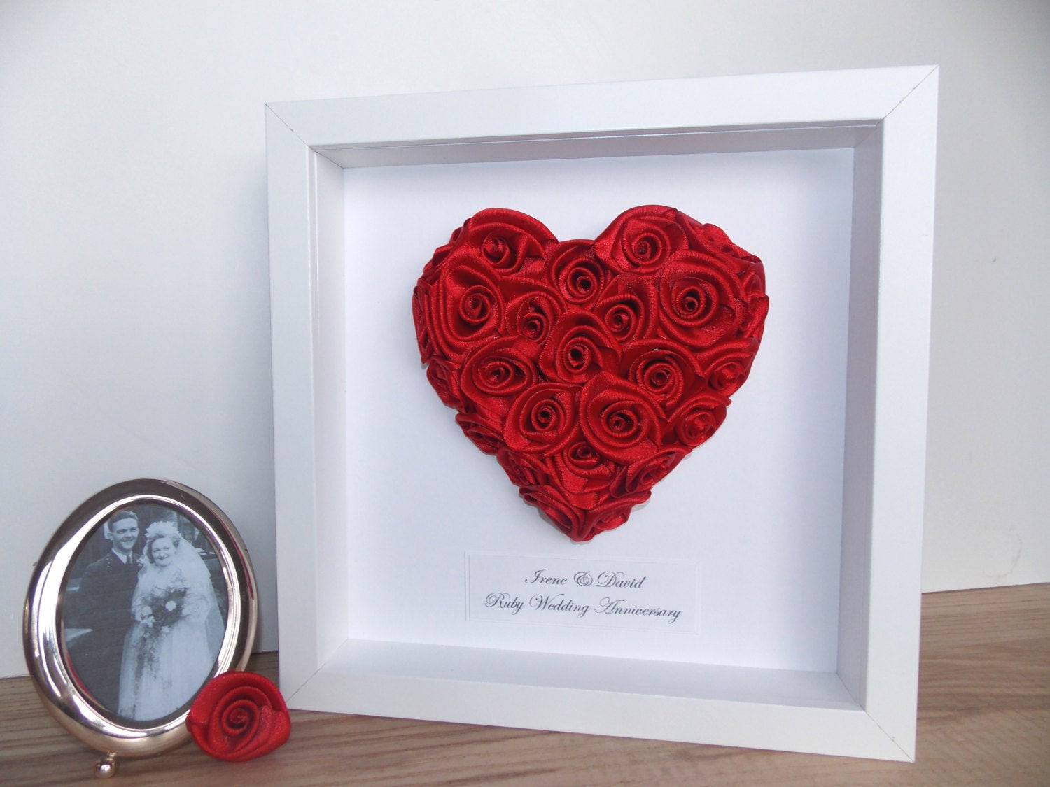 Ruby Wedding Anniversary Gifts
 Ruby Wedding Anniversary 3d Framed Picture Heart of Roses