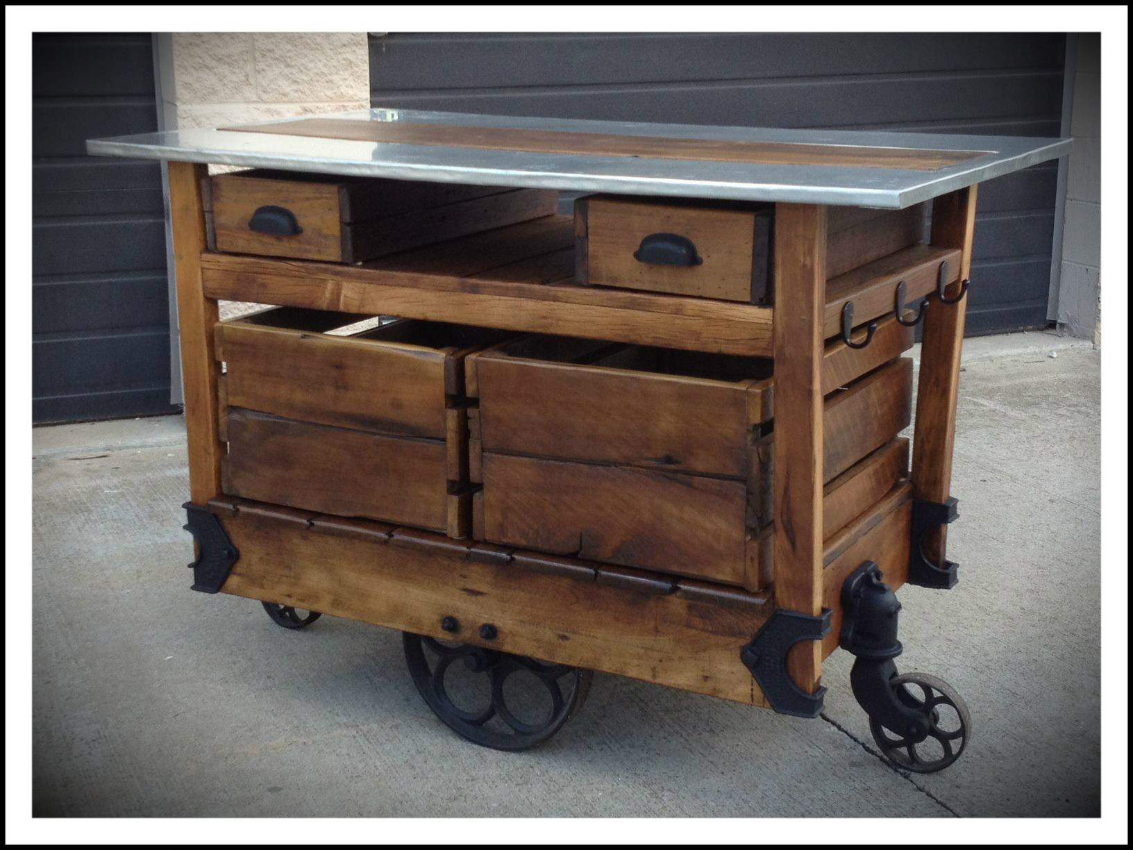 Rustic Kitchen Cart
 The 15 Most New and Unique Designs for the Kitchen Island