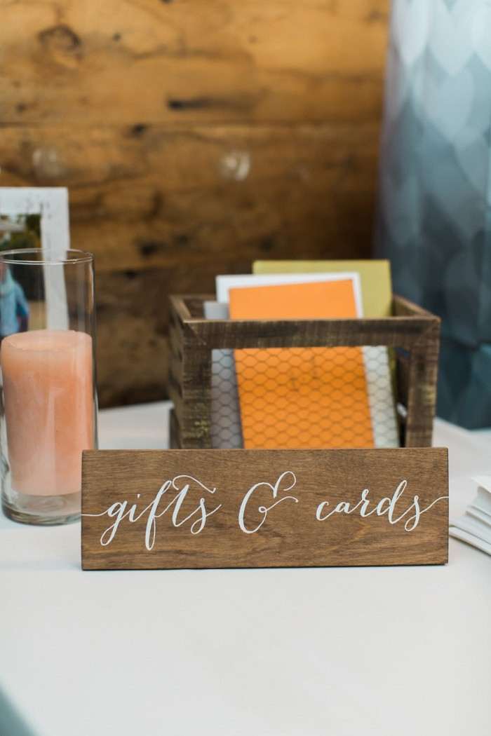 Rustic Wedding Gifts
 Rustic Wedding Gift Table Ideas