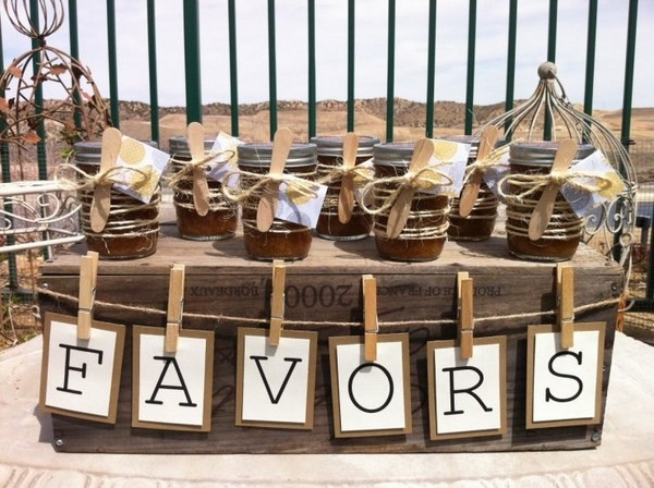 Rustic Wedding Gifts
 Rustic wedding favors ideas – pass the romantic love to