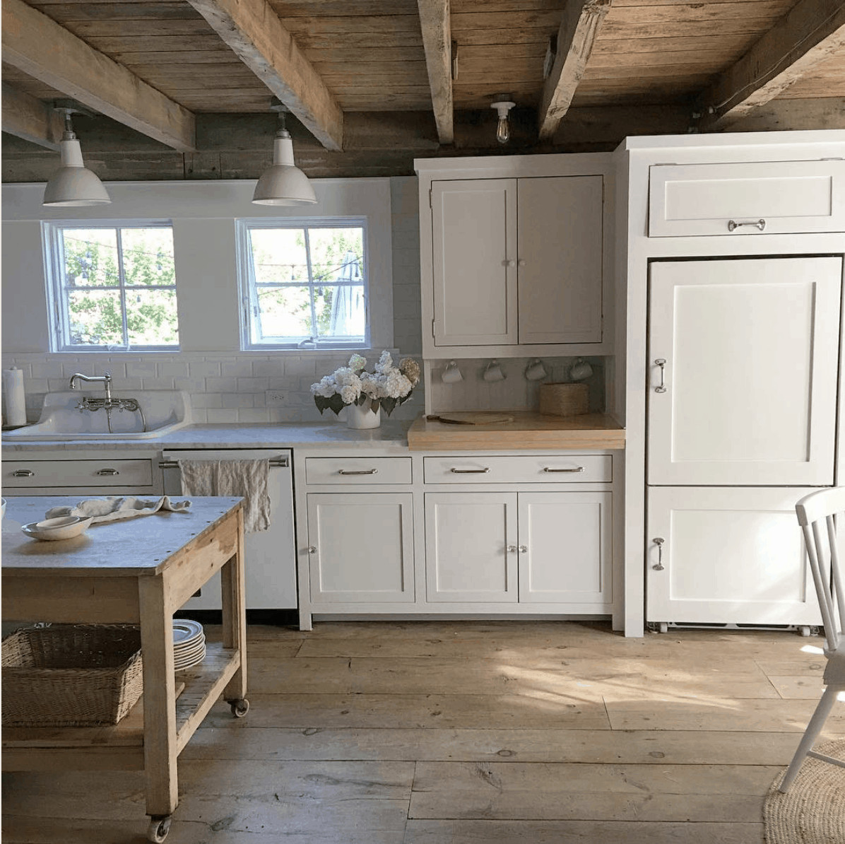 Rustic White Kitchen
 Rustic Modern Farmhouse Kitchen Design Ideas Maison de Pax