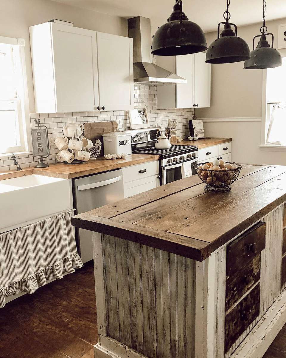 Rustic Wood Kitchen Island
 Rustic Kitchen Islands You’ll Want to Try