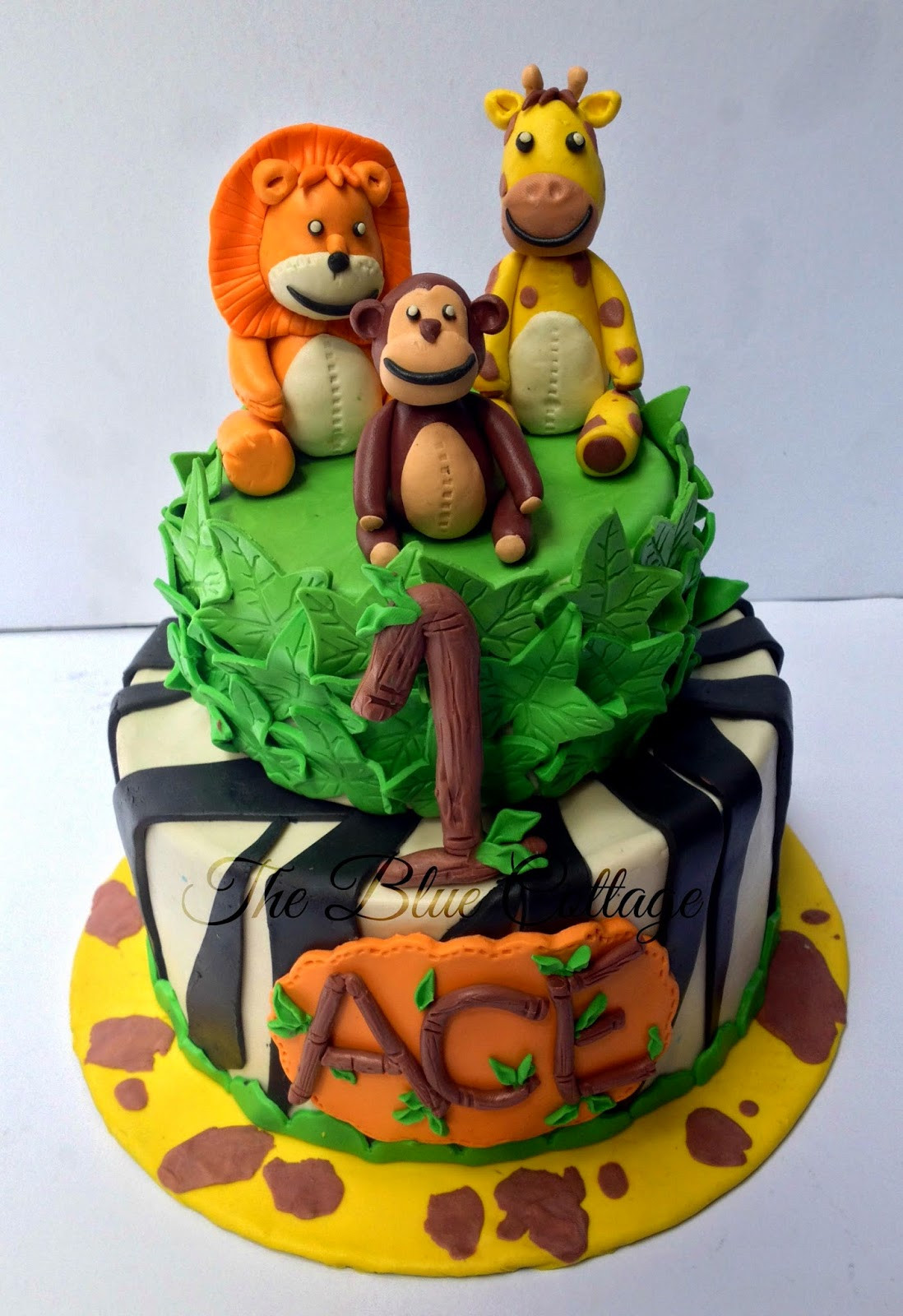 Safari Birthday Cake
 The Blue Cottage Fondant Birthday Cake Jungle Safari