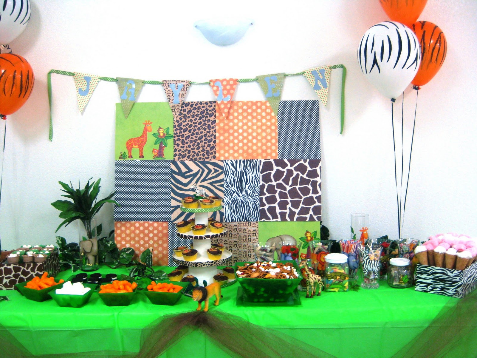 Safari Birthday Party Ideas
 Everything Sweet Safari Themed First Birthday Party