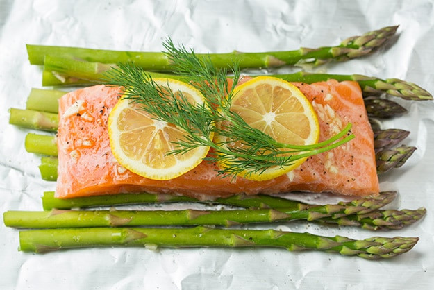 Salmon And Asparagus In Foil
 Salmon and Asparagus in Foil Cooking Classy