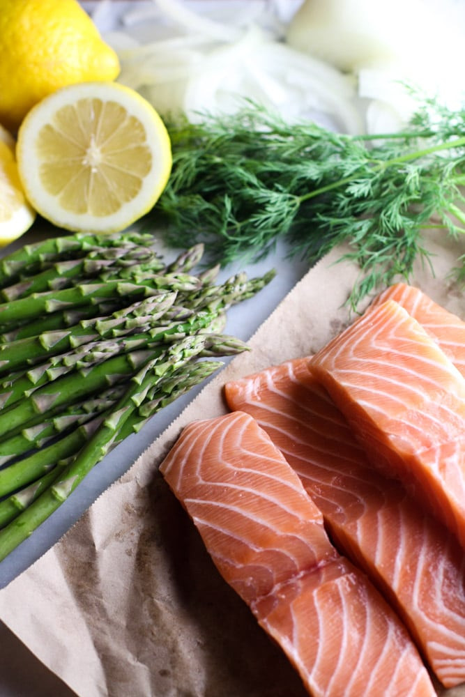 Salmon And Asparagus In Foil
 Baked Salmon & Asparagus Foil Packet Dinner with Lemon & Dill