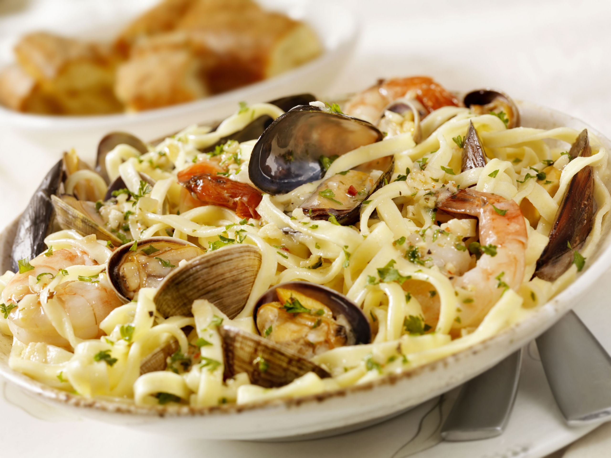 Salmon And Shrimp Pasta
 Pasta With Mixed Seafood Pasta alla Posillipo Recipe