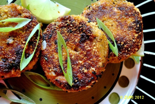 Salmon Patties With Mayo
 Salmon Patties With Seasoned Mayo Recipe Food