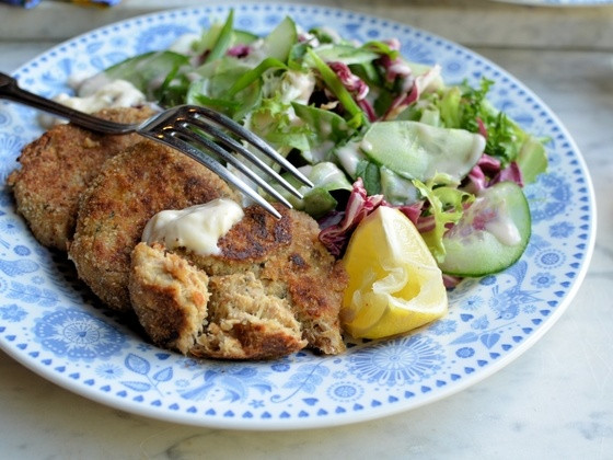 Salmon Patties With Mayo
 Salmon Patties with Seasoned Mayo Foodgasm Recipes