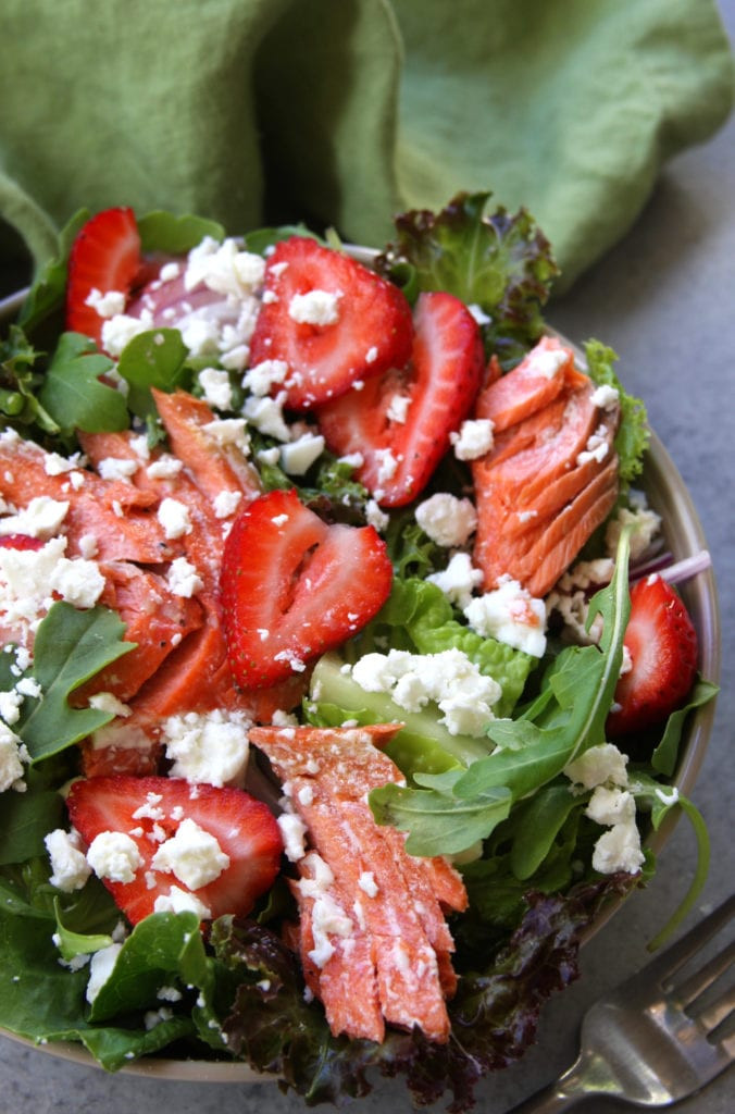 Salmon Strawberry Salad
 How To Make Simple Strawberry Salmon Salad The Fed Up Foo