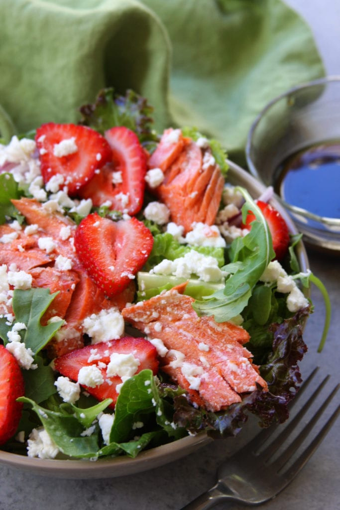 Salmon Strawberry Salad
 How To Make Simple Strawberry Salmon Salad The Fed Up Foo