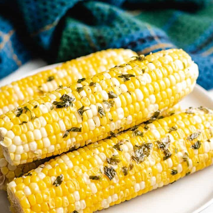 Seasoned Grilled Corn On The Cob In Foil
 Grilled Corn on the Cob in Foil