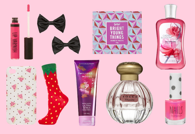 Secret Santa Gift Ideas For Girls
 Teenage Fanatic 3rd Day of Blogmas Vol 2 Secret Santa