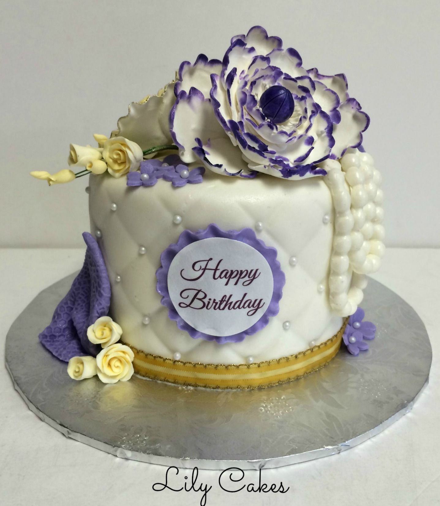 Shabby Chic Birthday Cake
 Shabby Chic vintage themed birthday cake Gumpaste peony