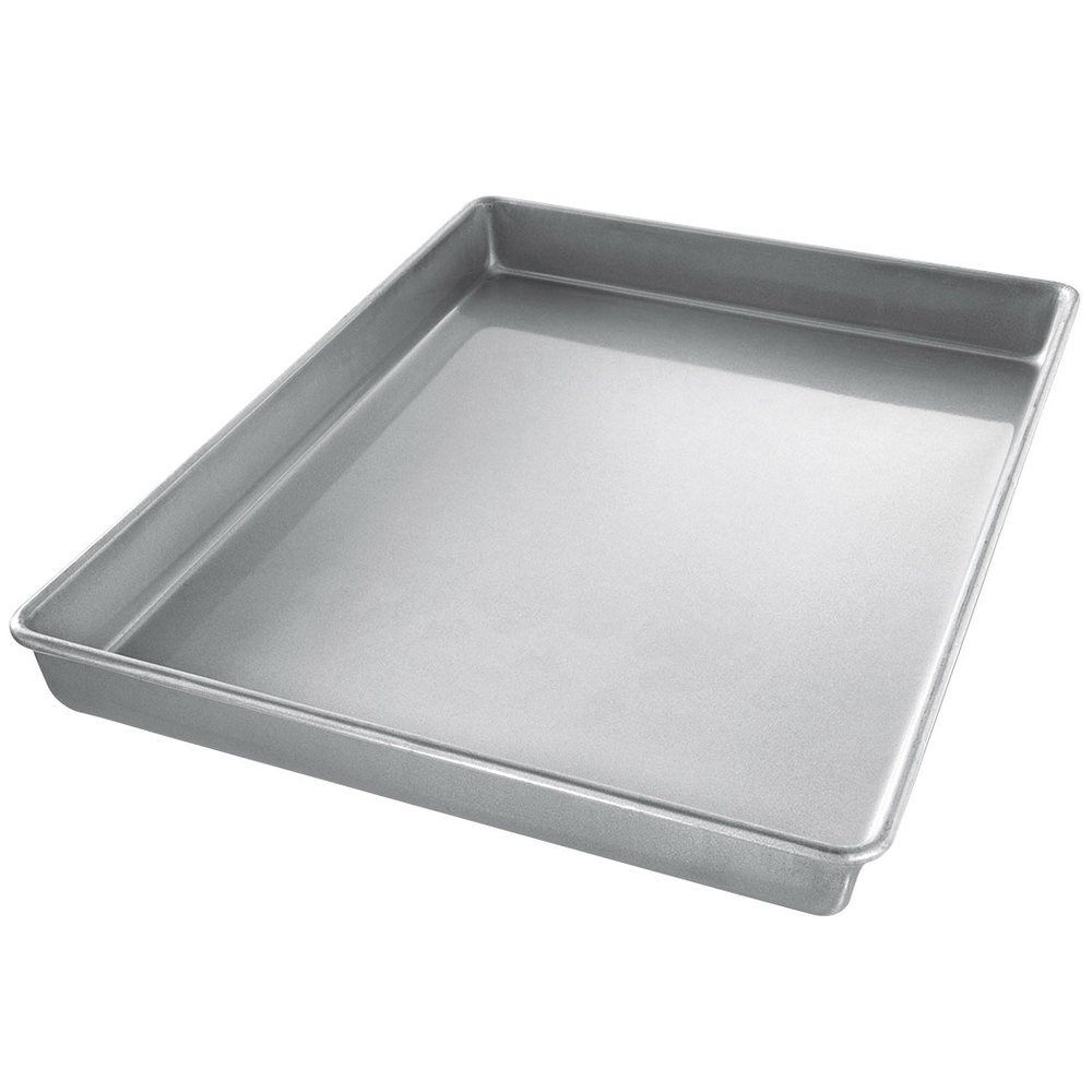 Sheet Pan Cake
 Chicago Metallic 26" x 17" 22 Gauge Aluminized Steel