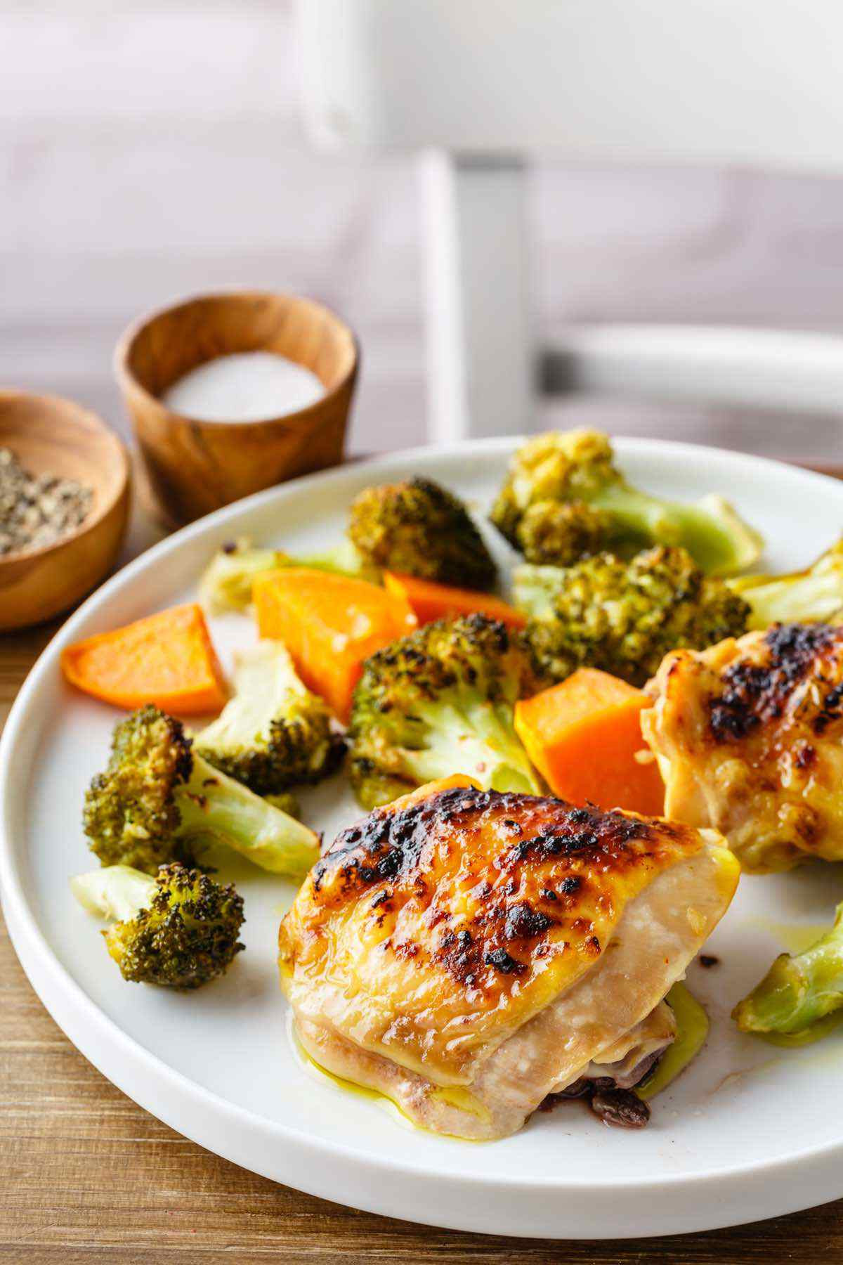 Sheet Pan Chicken Thighs And Broccoli
 Sheet Pan Chicken Thighs with Sweet Potato and Broccoli