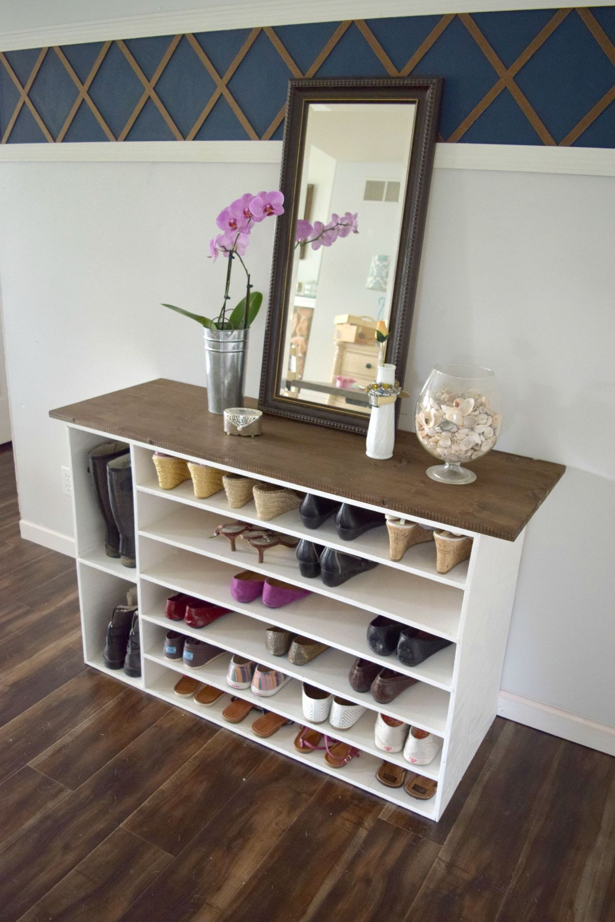 Shoe Organizer DIY
 How to make a DIY shoe organizer and rack for the closet