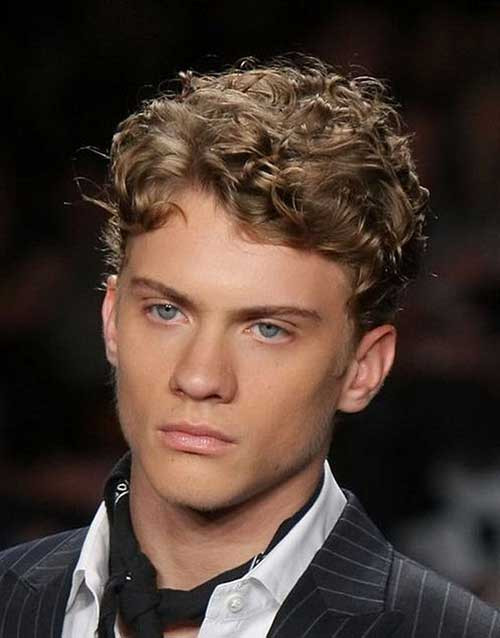 Short Curly Haircuts Men
 20 Short Curly Hairstyles for Men