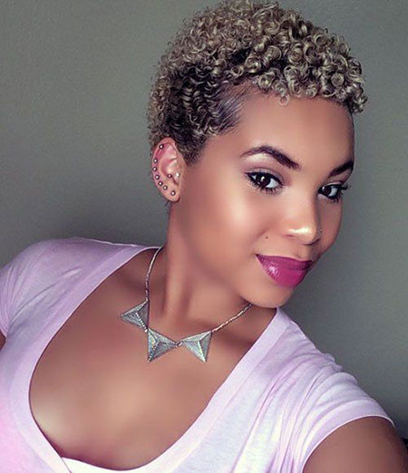 Short Haircuts For Black Women With Round Faces
 12 Short Haircuts for Black Women with Round Faces